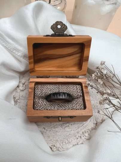 Pine Tree Forest Ring in wooden box with nature-inspired design.